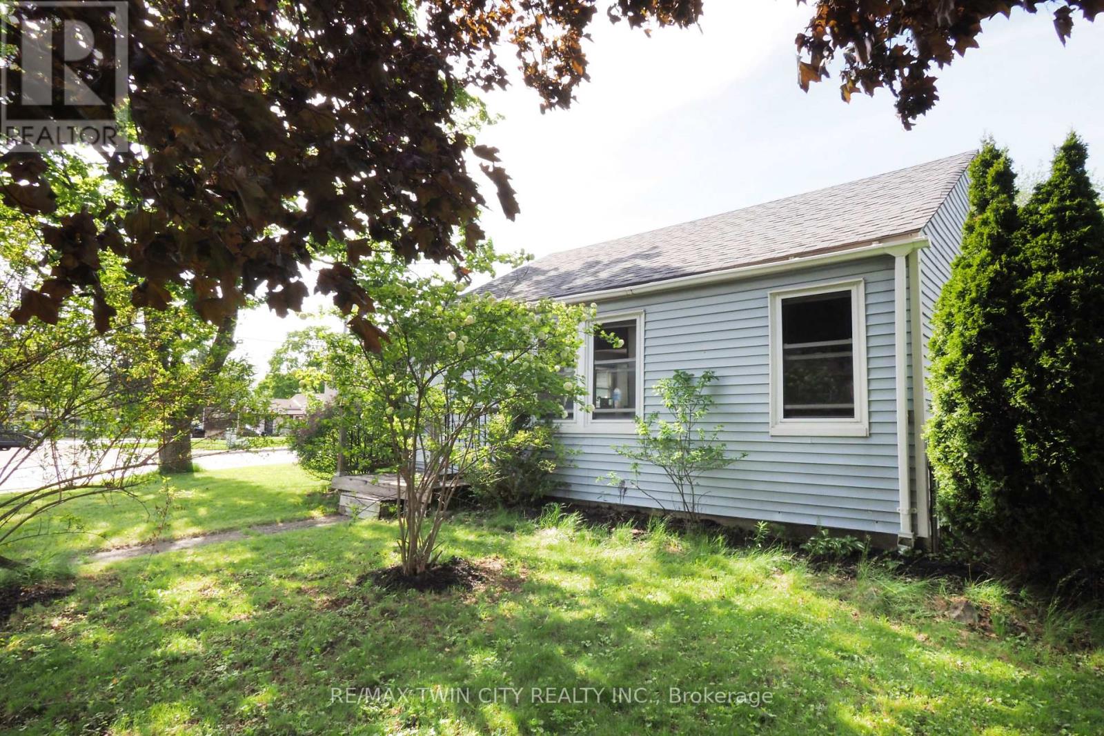 1 Forbes Street, Cambridge, Ontario N3C 2E1 - Photo 3 - X13183168