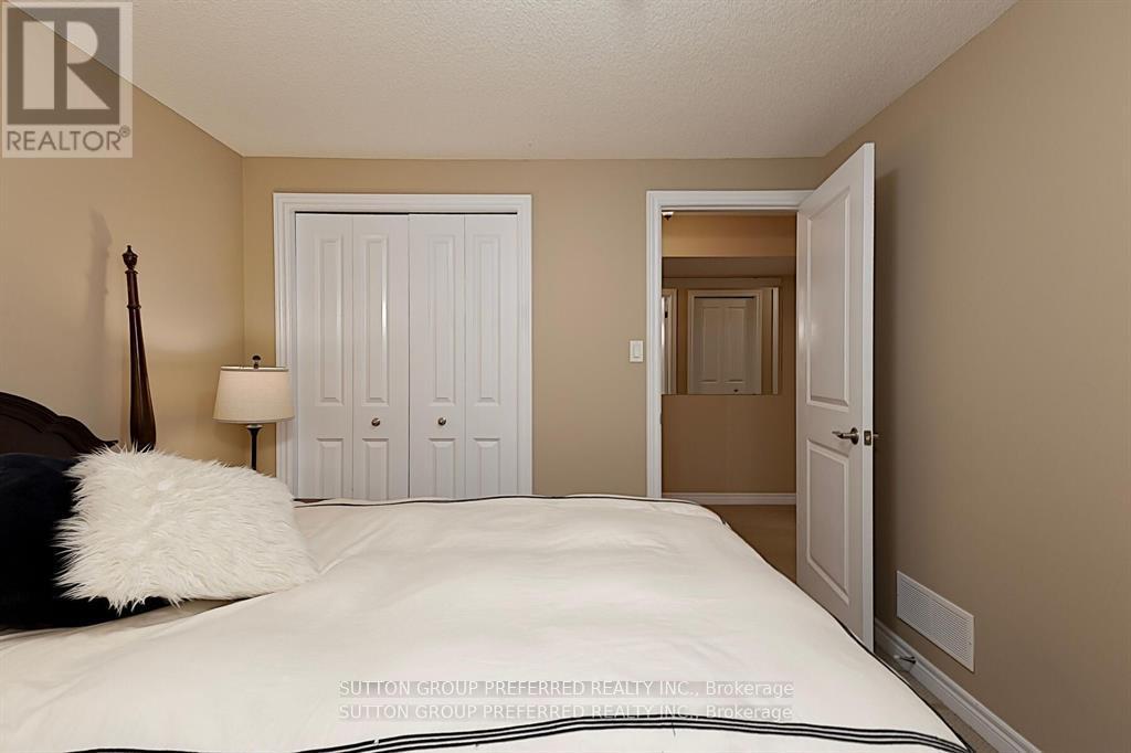 1 - 1617 Shore Road, London South, Ontario  N6K 5C3 - Photo 33 - X13090574