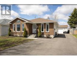 148 Nottingham CRES, Thunder Bay, Ontario