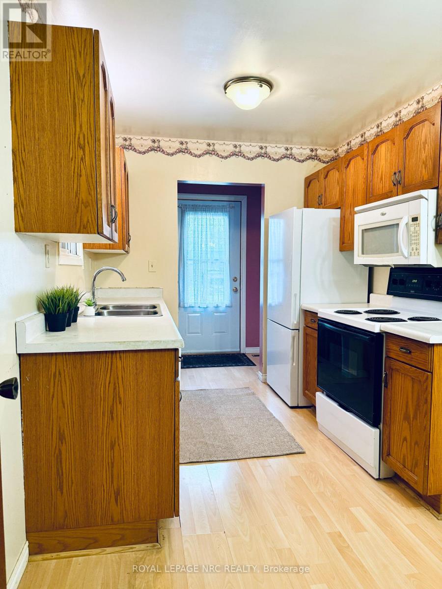 114 Brown St West Street W, Norfolk (Townsend), Ontario  N0E 1Y0 - Photo 3 - X13183852