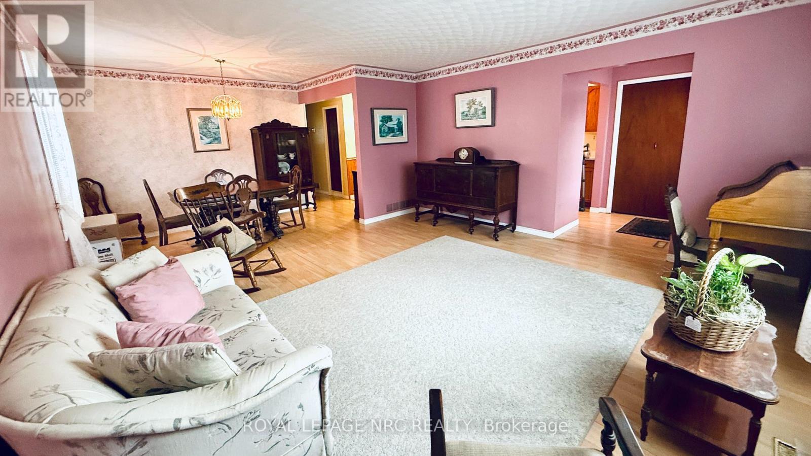 114 Brown St West Street W, Norfolk (Townsend), Ontario  N0E 1Y0 - Photo 5 - X13183852