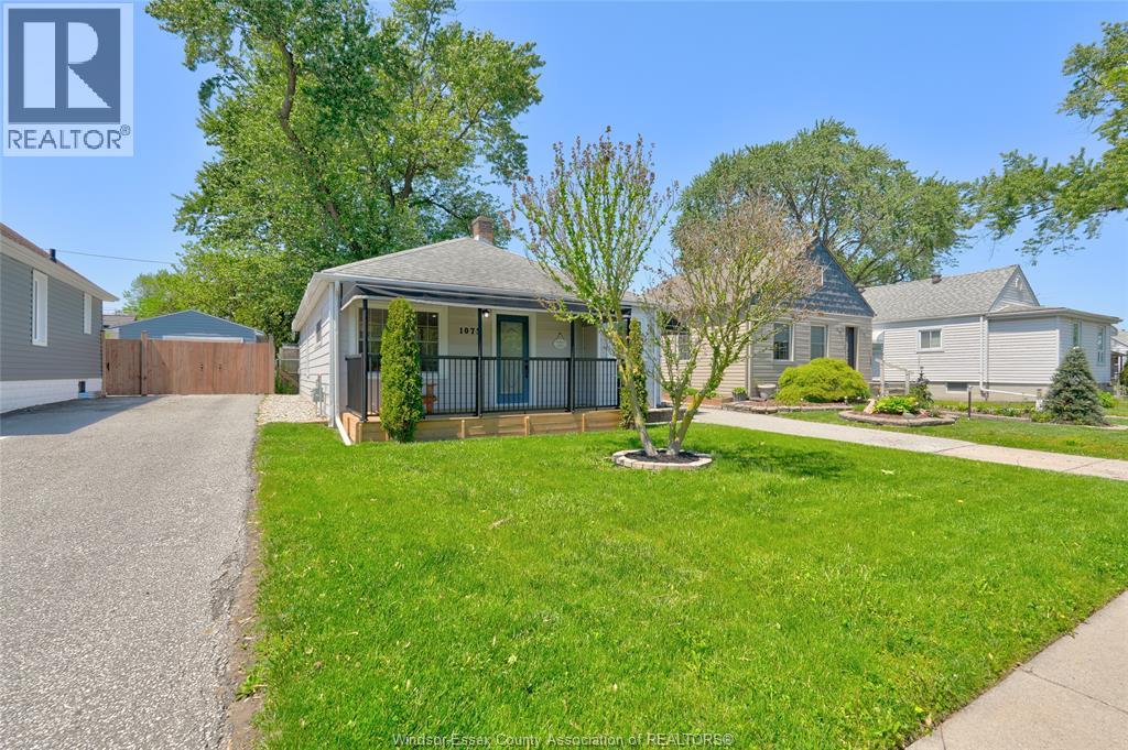 1075 Esdras Place, Windsor, Ontario  N8S 2N1 - Photo 3 - 26012263
