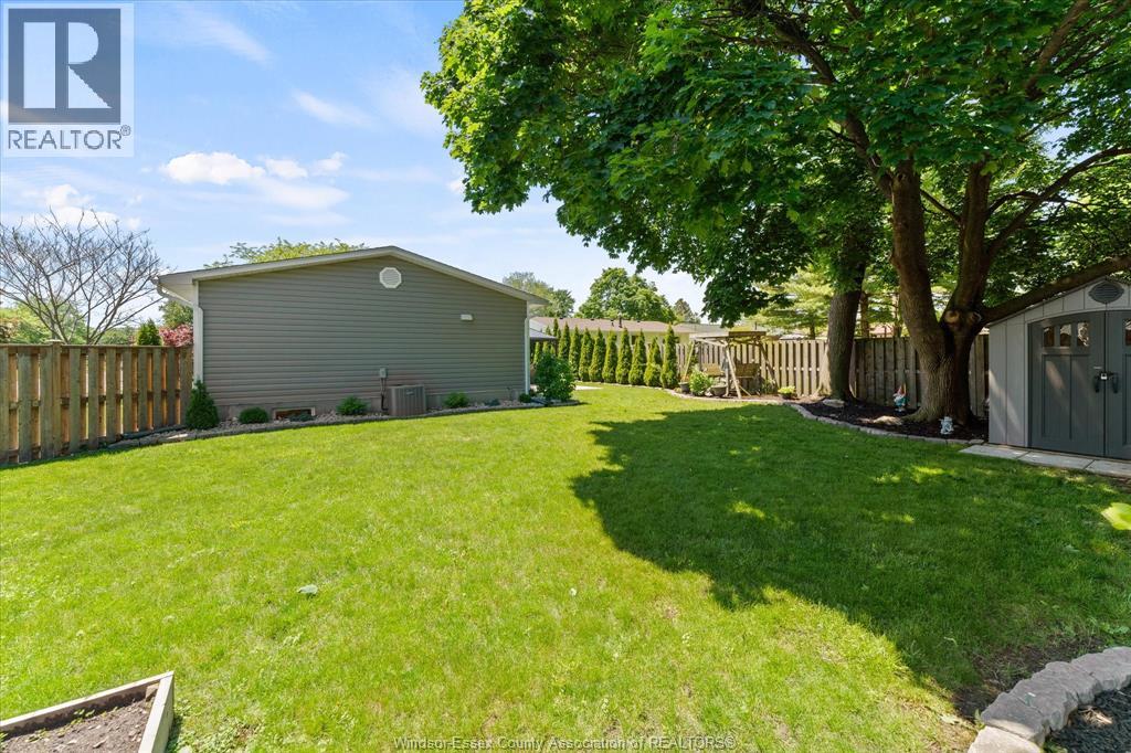 2895 Stillmeadow, Windsor, Ontario N8R 1M9 - Photo 42 - 26012254