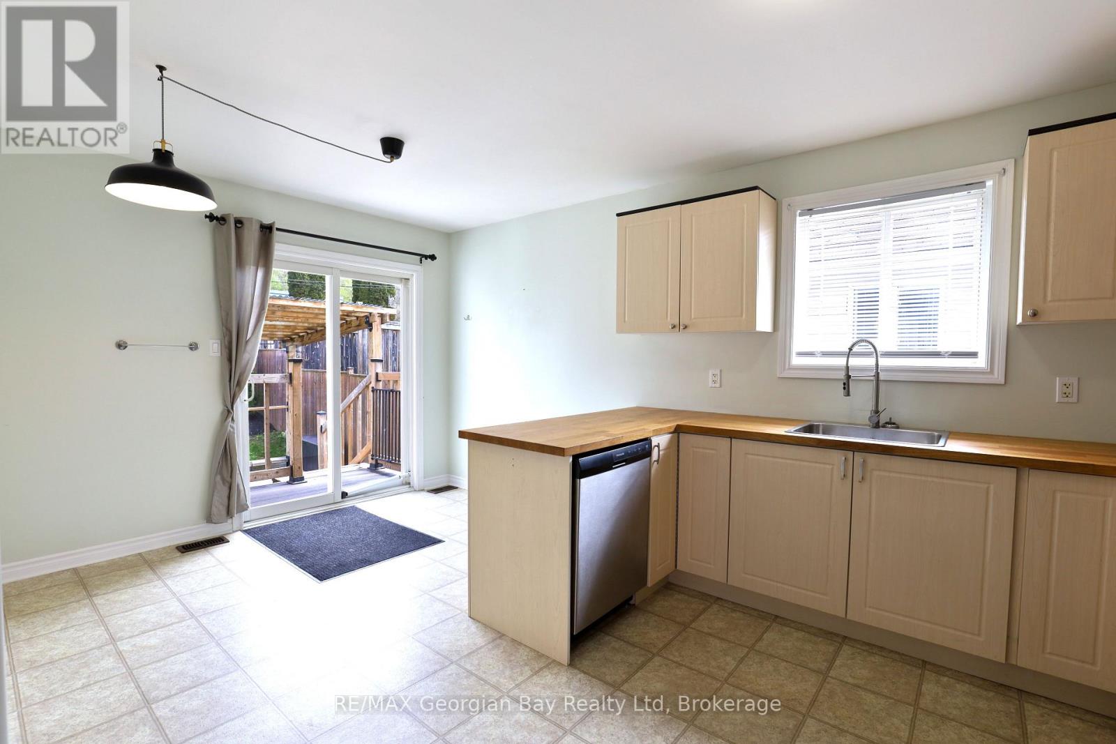 415 Irwin Street, Midland, Ontario  L4R 2V6 - Photo 18 - S13183952