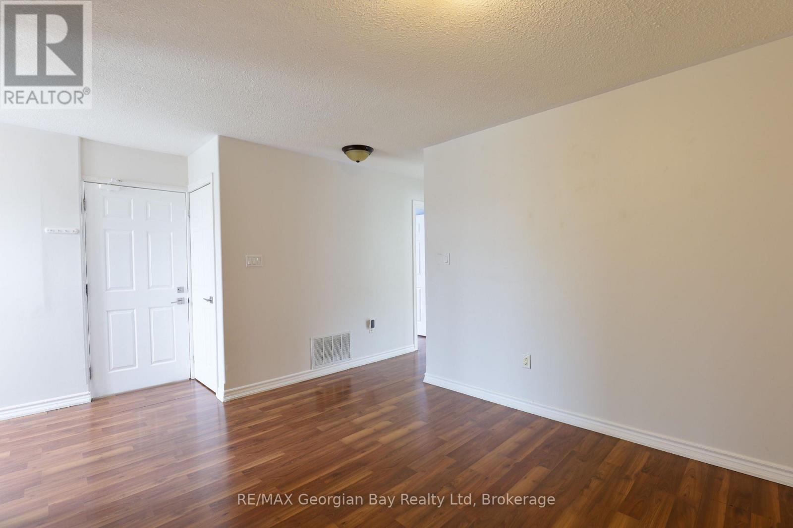 415 Irwin Street, Midland, Ontario  L4R 2V6 - Photo 8 - S13183952