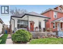 924 MARENTETTE AVENUE, Windsor, Ontario