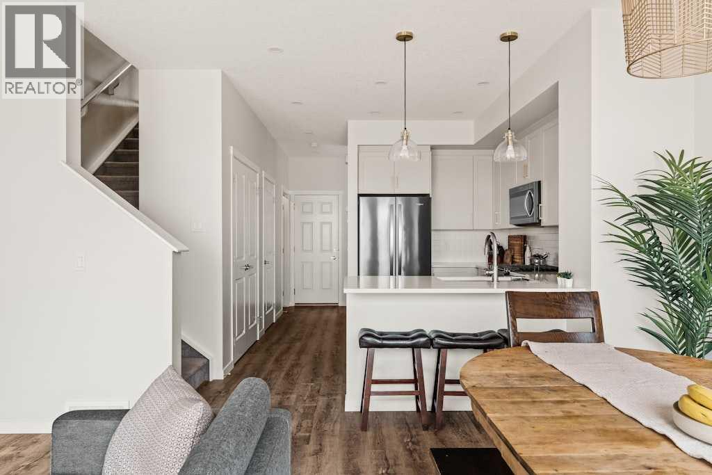 77 Magnolia Heath Se, Calgary, Alberta  T3M 2Z7 - Photo 3 - A2312473