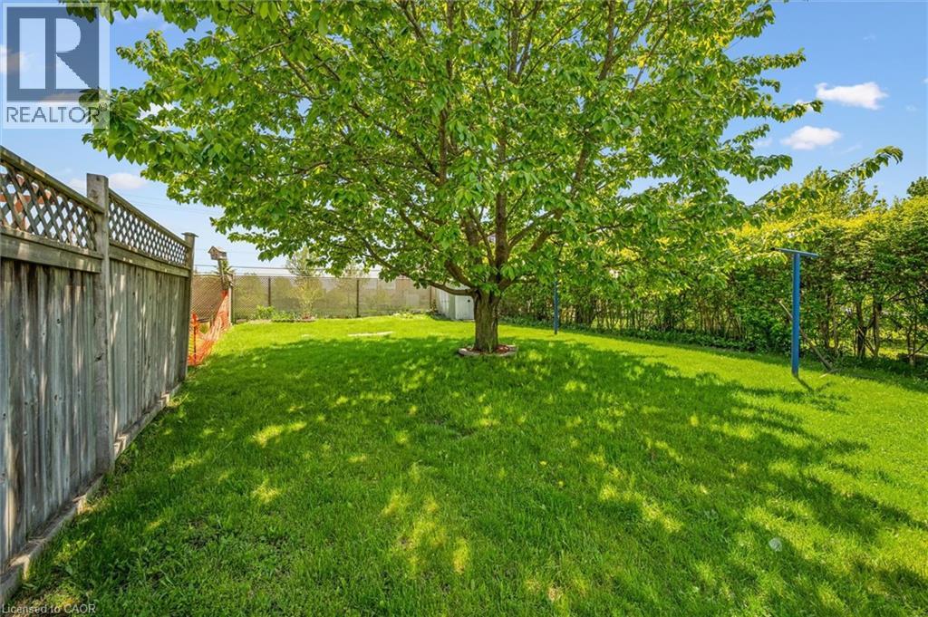 71 Blackhorne Drive, Kitchener, Ontario N2E 1T5 - Photo 34 - 40828130