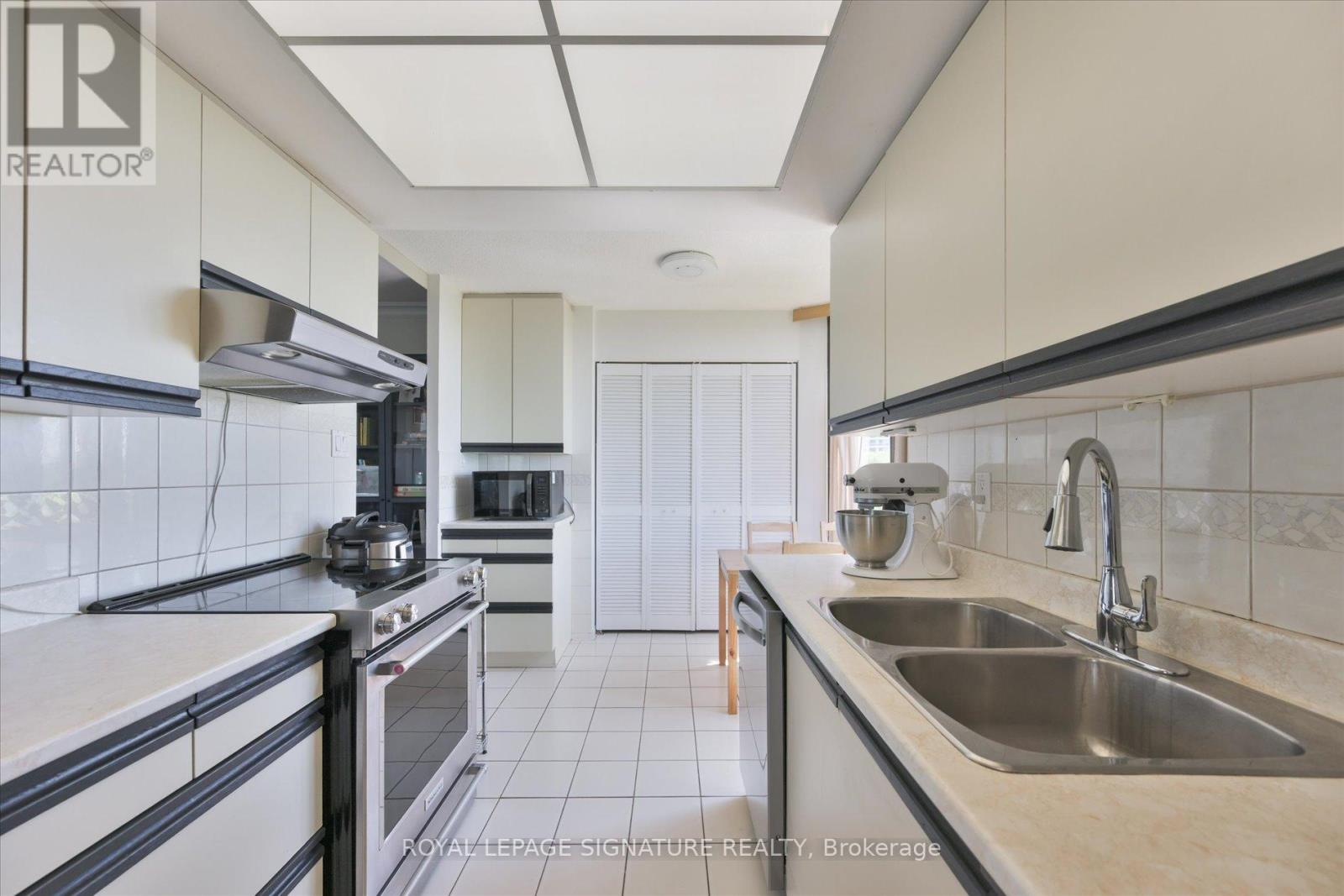607 - 80 Antibes Drive, Toronto, Ontario  M2R 3N5 - Photo 19 - C13183530