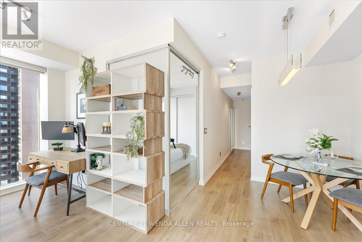 1709 - 220 Victoria Street, Toronto, Ontario  M5B 2R6 - Photo 18 - C13183684
