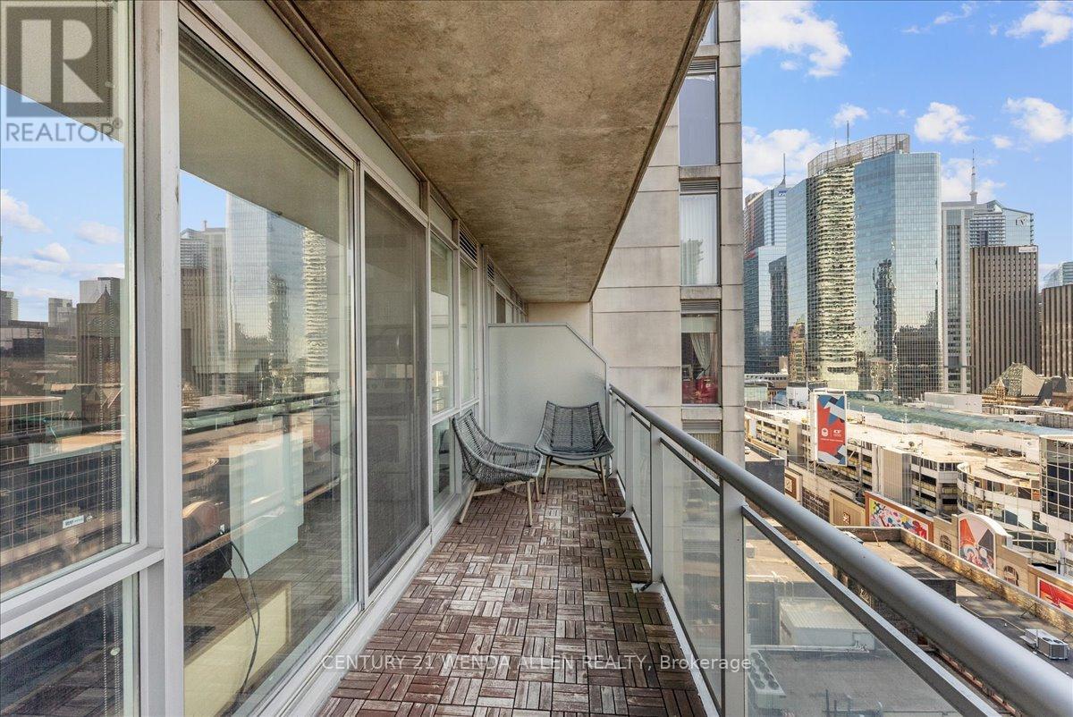 1709 - 220 Victoria Street, Toronto, Ontario  M5B 2R6 - Photo 30 - C13183684