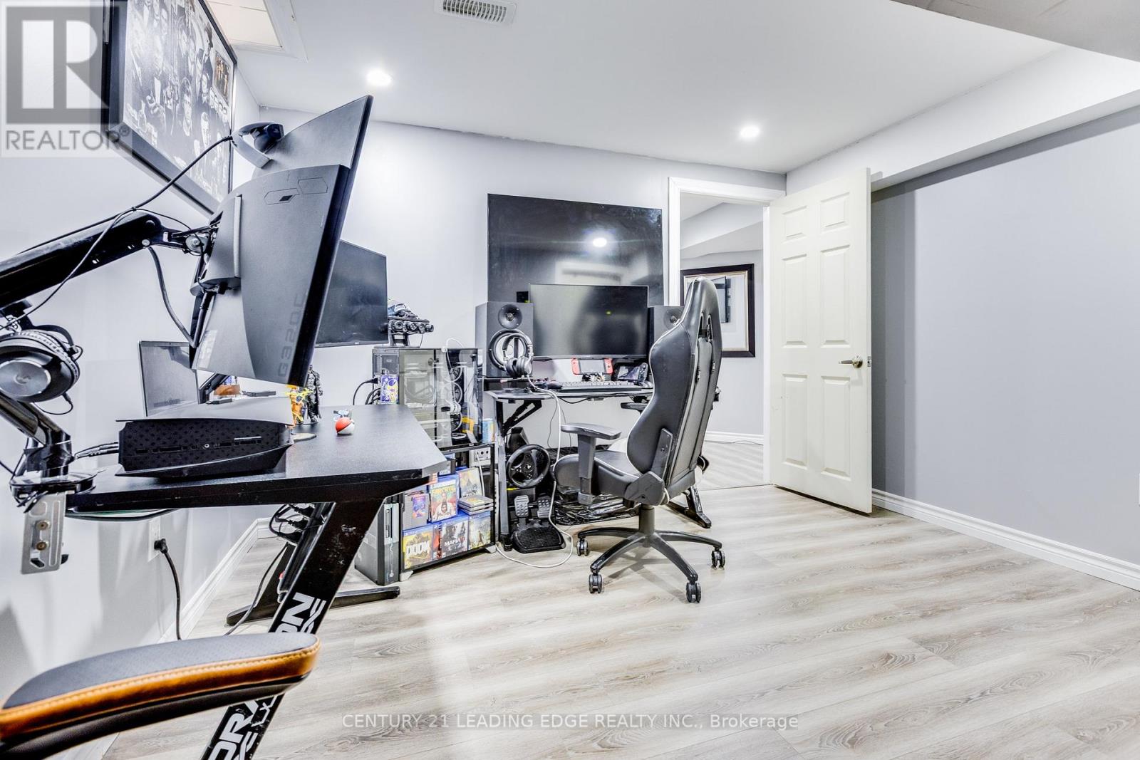228 Fleetwood Drive, Oshawa, Ontario  L1K 3E7 - Photo 43 - E13183578