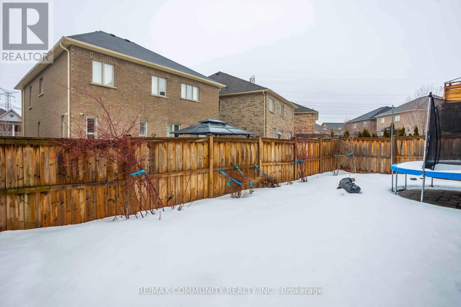 74 Stannardville Drive, Ajax, Ontario  L1T 0M4 - Photo 38 - E13184022
