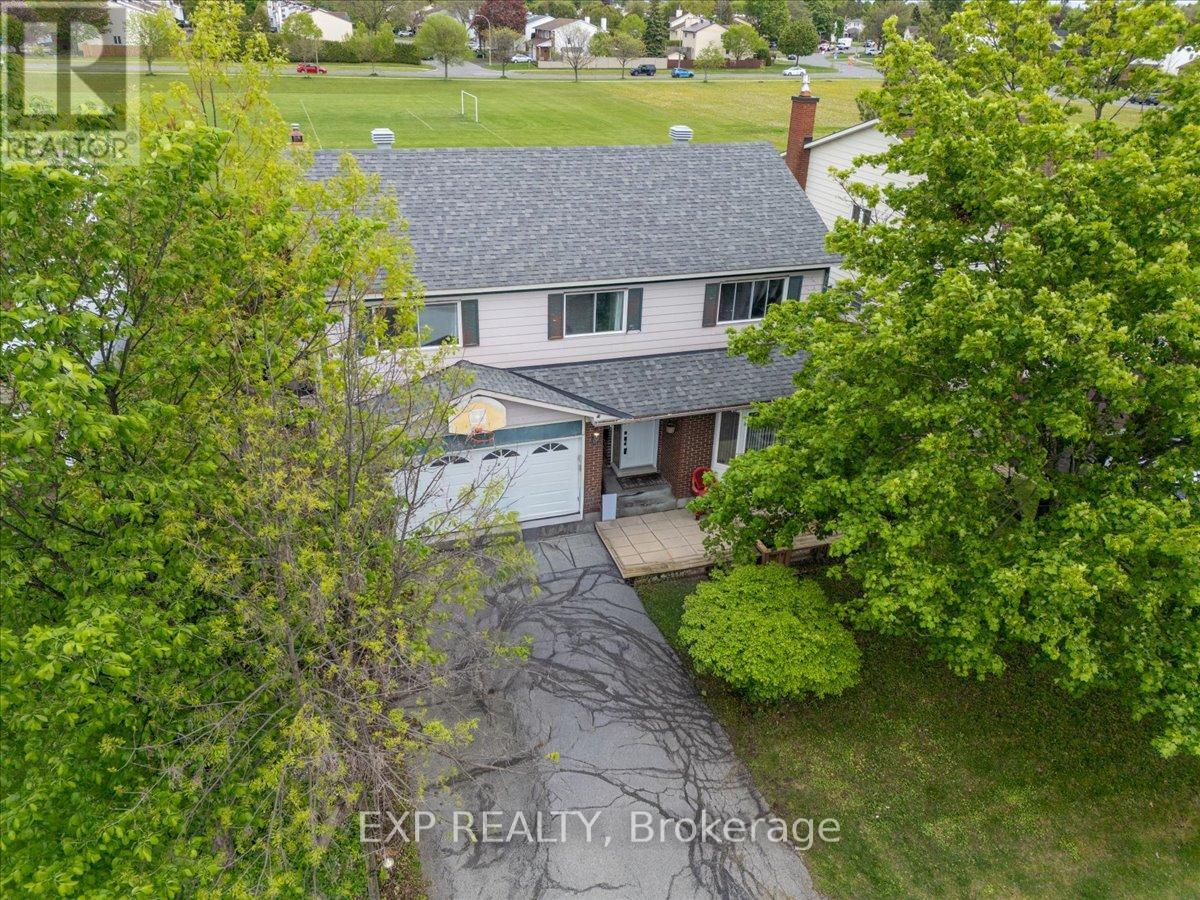 6383 Larmond Avenue, Ottawa, Ontario K1C 2J9 - Photo 2 - X13183626