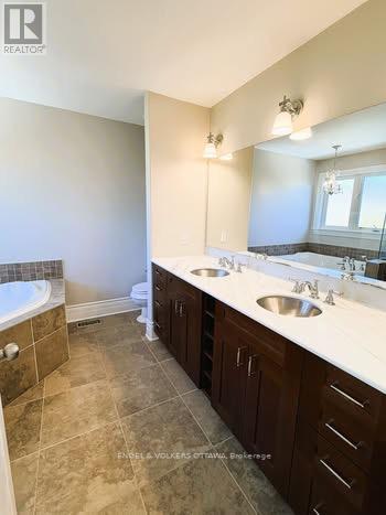 29 Franklin Cathcart Crescent, Ottawa, Ontario  K2S 2A7 - Photo 13 - X13183878