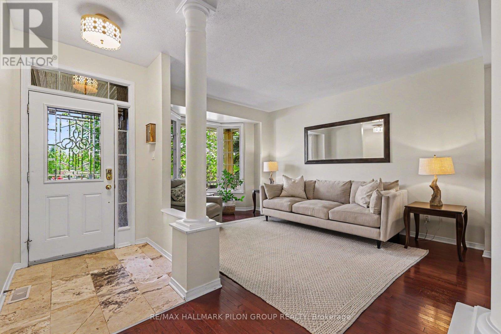 2139 Valin Street, Ottawa, Ontario K4A 4T3 - Photo 3 - X13184020