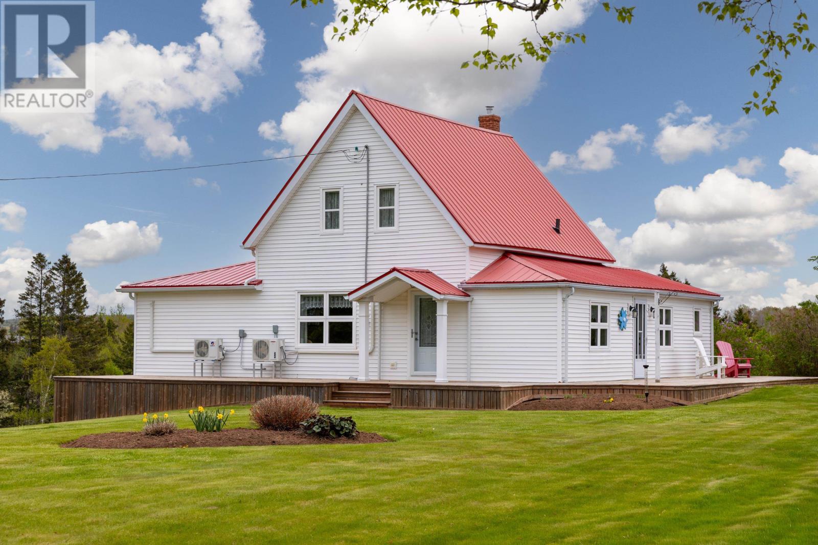 37 Hilltop Road, Breadalbane, Prince Edward Island  C0A 1E0 - Photo 1 - 202612289