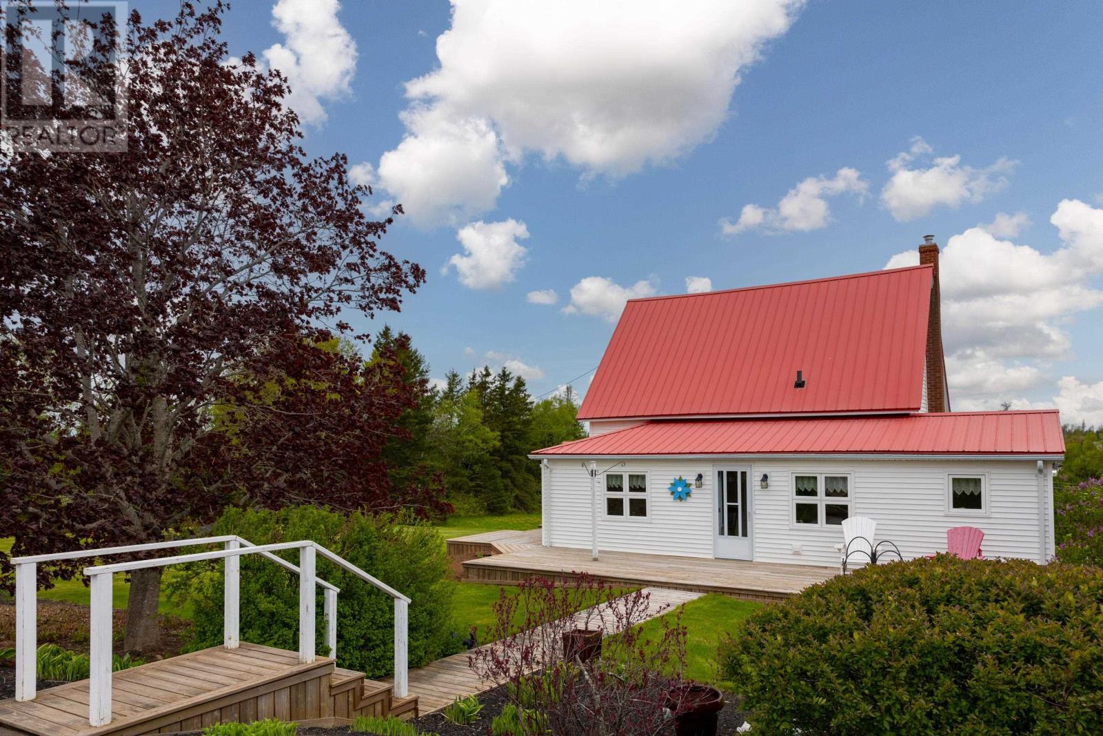 37 Hilltop Road, Breadalbane, Prince Edward Island  C0A 1E0 - Photo 6 - 202612289