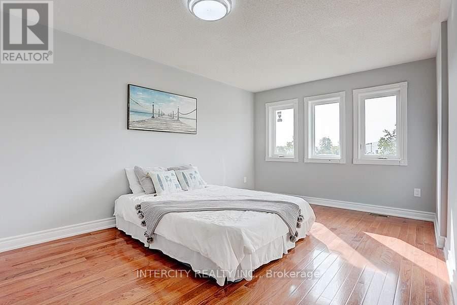 57 Yorkland Street, Richmond Hill, Ontario  L4C 9Z4 - Photo 13 - N13183708