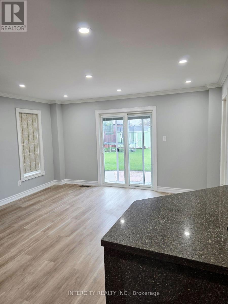 57 Yorkland Street, Richmond Hill, Ontario  L4C 9Z4 - Photo 14 - N13183708
