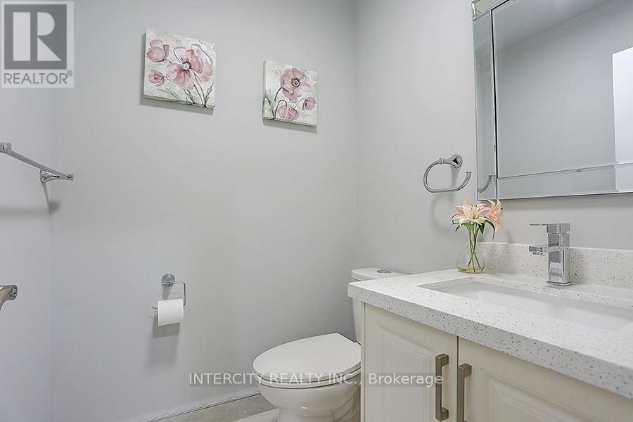 57 Yorkland Street, Richmond Hill, Ontario  L4C 9Z4 - Photo 9 - N13183708