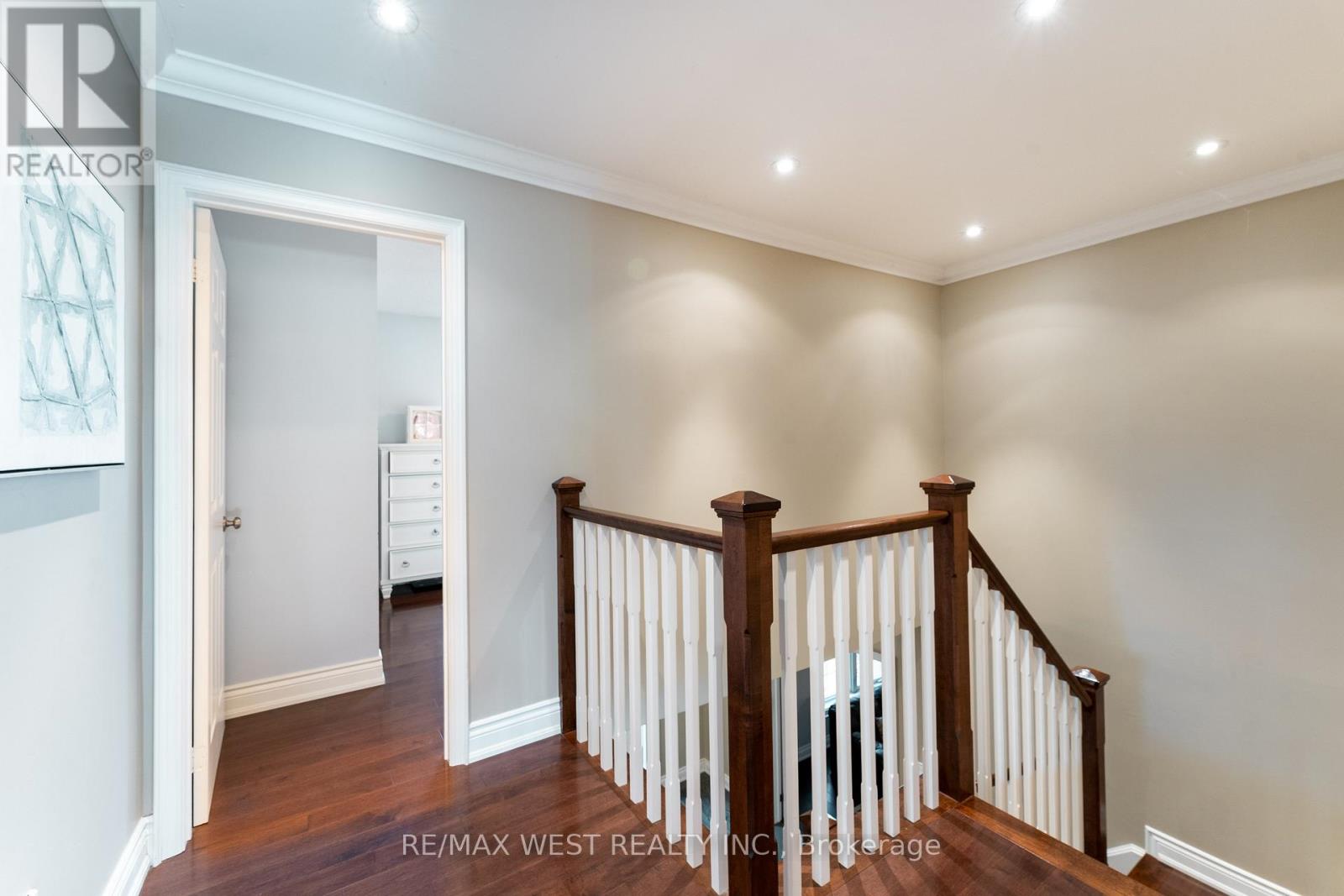 18 Harrowsmith Place, Richmond Hill, Ontario  L4E 2J9 - Photo 17 - N13183942