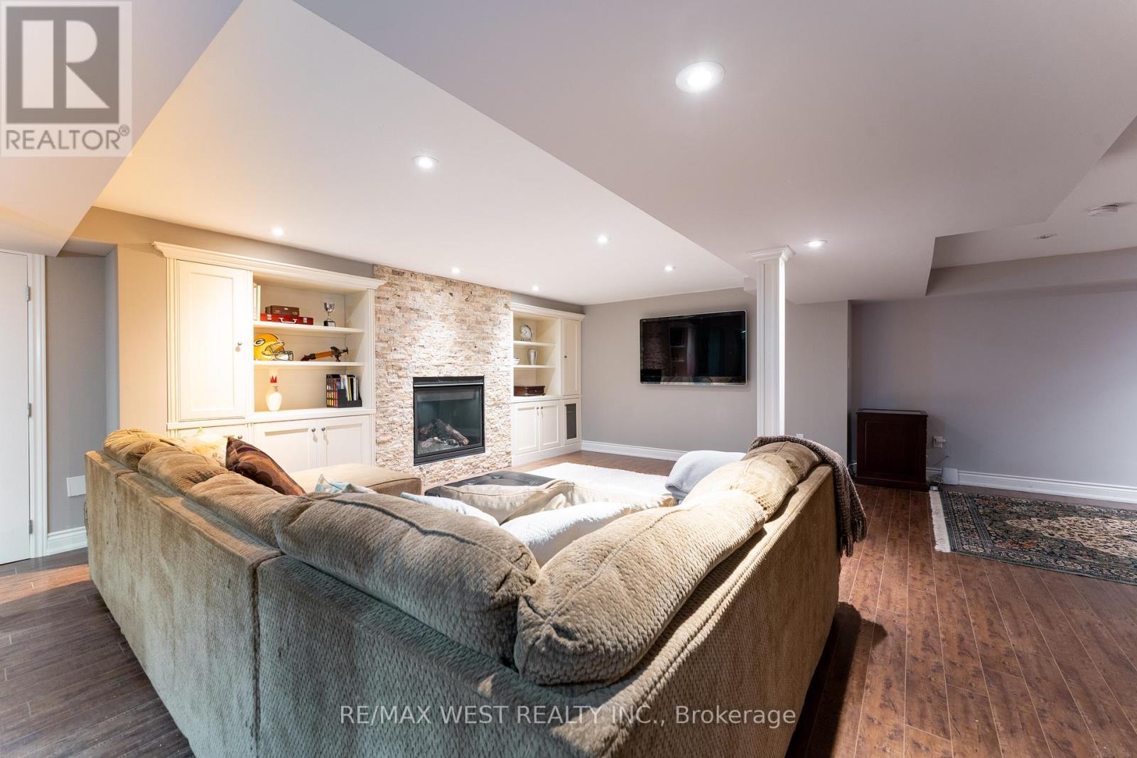 18 Harrowsmith Place, Richmond Hill, Ontario  L4E 2J9 - Photo 32 - N13183942
