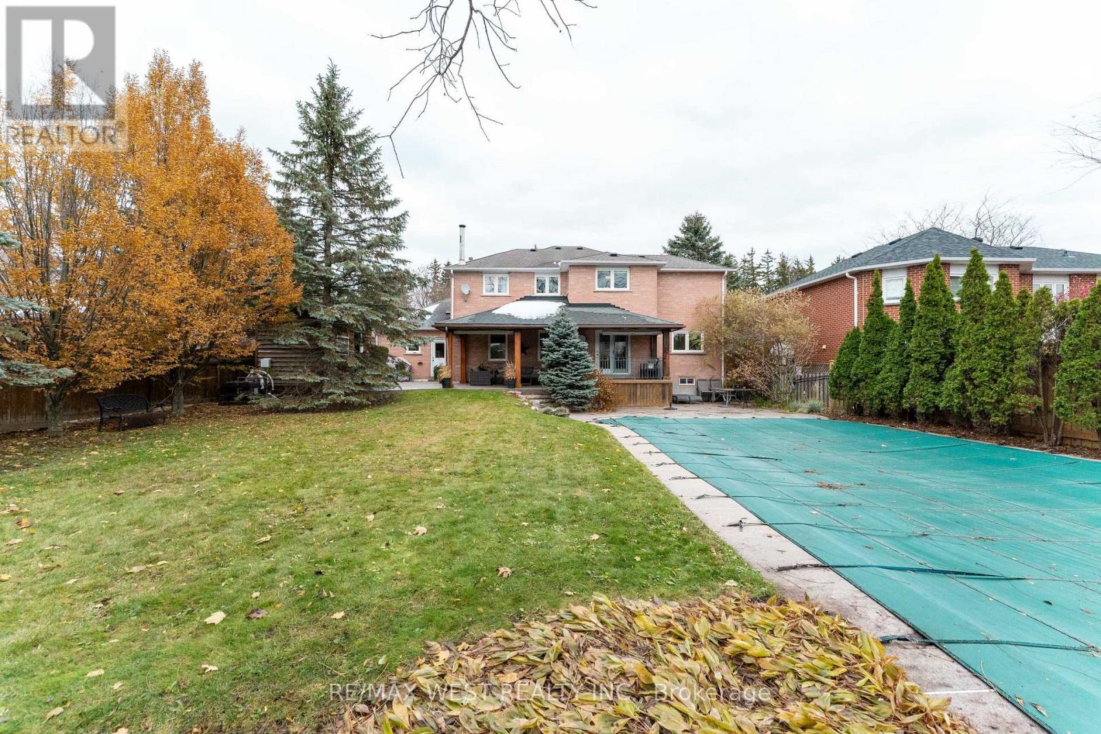 18 Harrowsmith Place, Richmond Hill, Ontario  L4E 2J9 - Photo 45 - N13183942