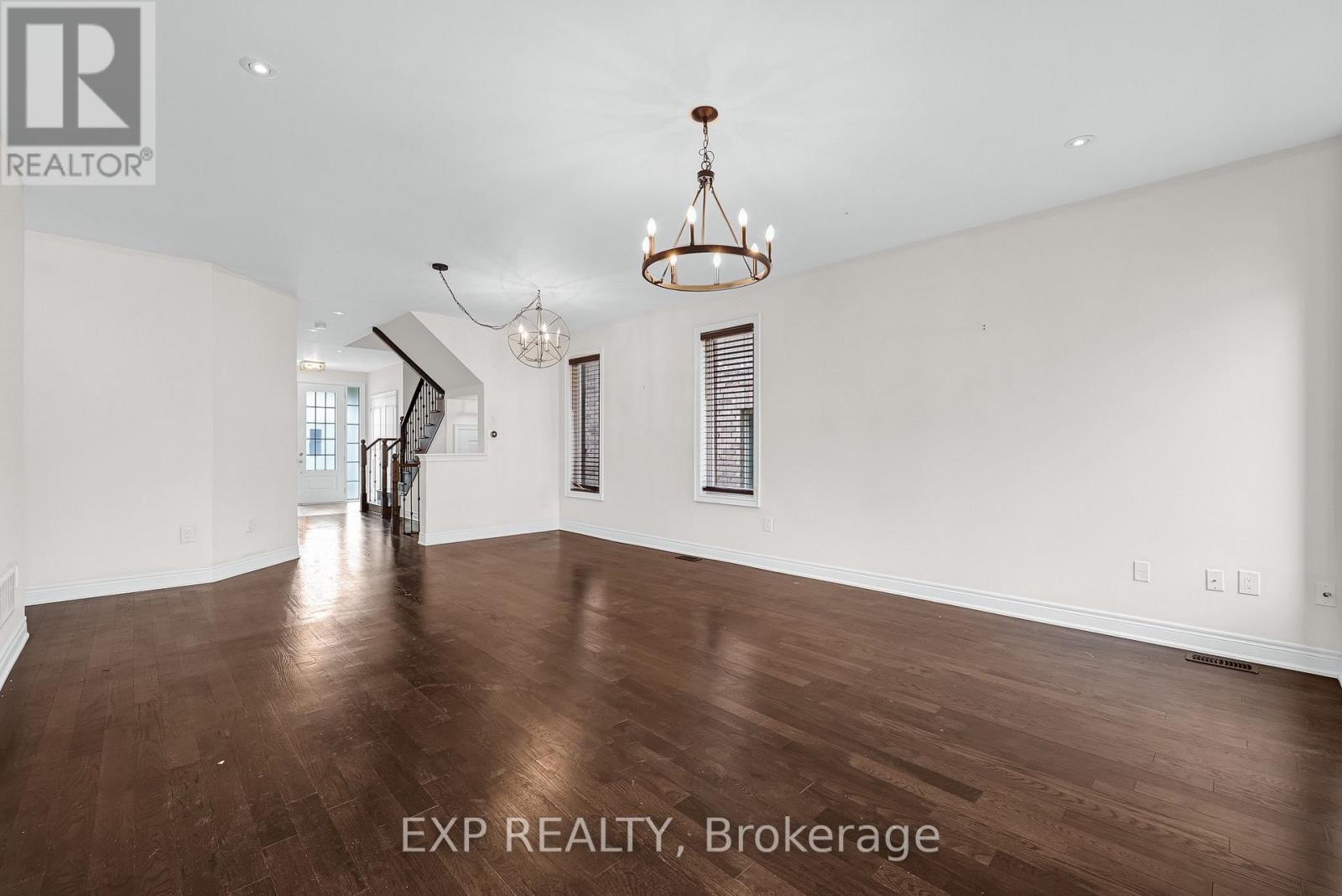 26 Mondial Crescent, East Gwillimbury (Queensville), Ontario  L0G 1R0 - Photo 15 - N13184114