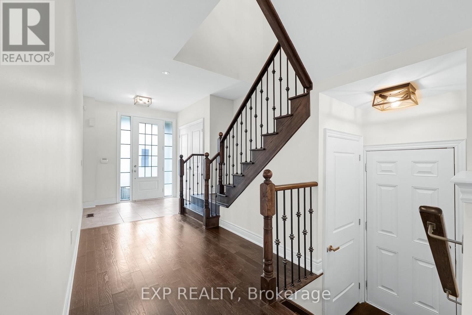 26 Mondial Crescent, East Gwillimbury (Queensville), Ontario  L0G 1R0 - Photo 16 - N13184114