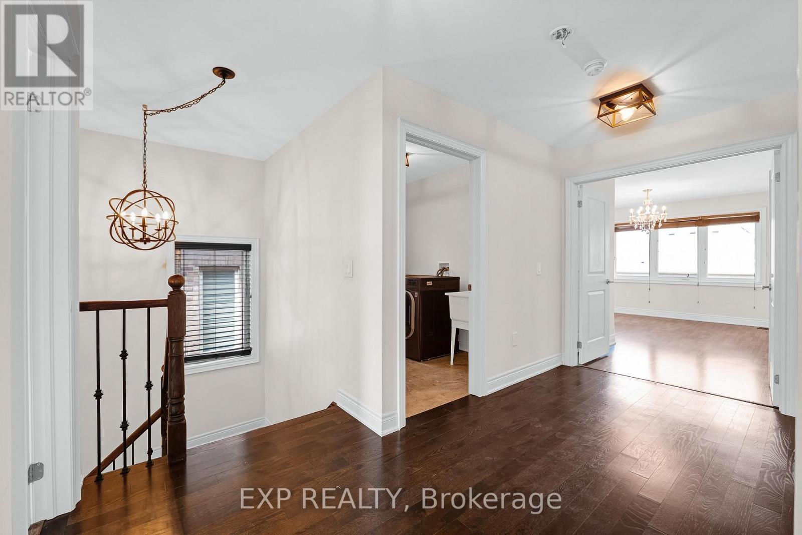 26 Mondial Crescent, East Gwillimbury (Queensville), Ontario  L0G 1R0 - Photo 19 - N13184114