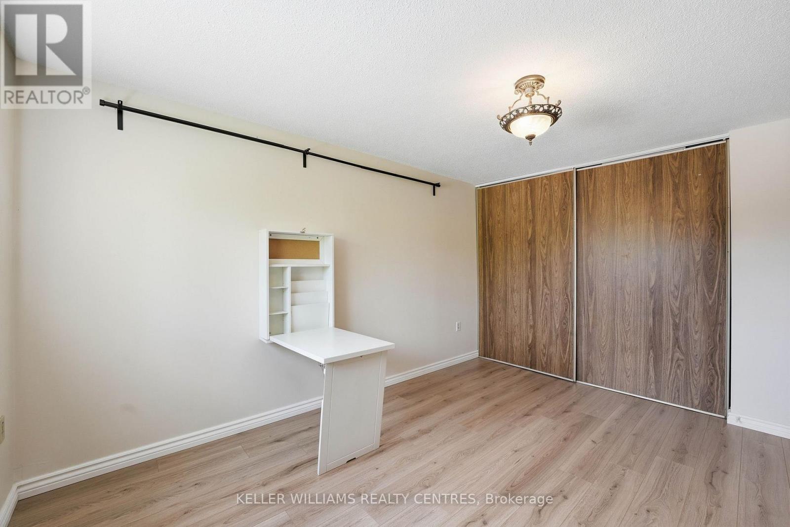 3 Evergreen Court, Barrie, Ontario  L4N 6W7 - Photo 12 - S13183698