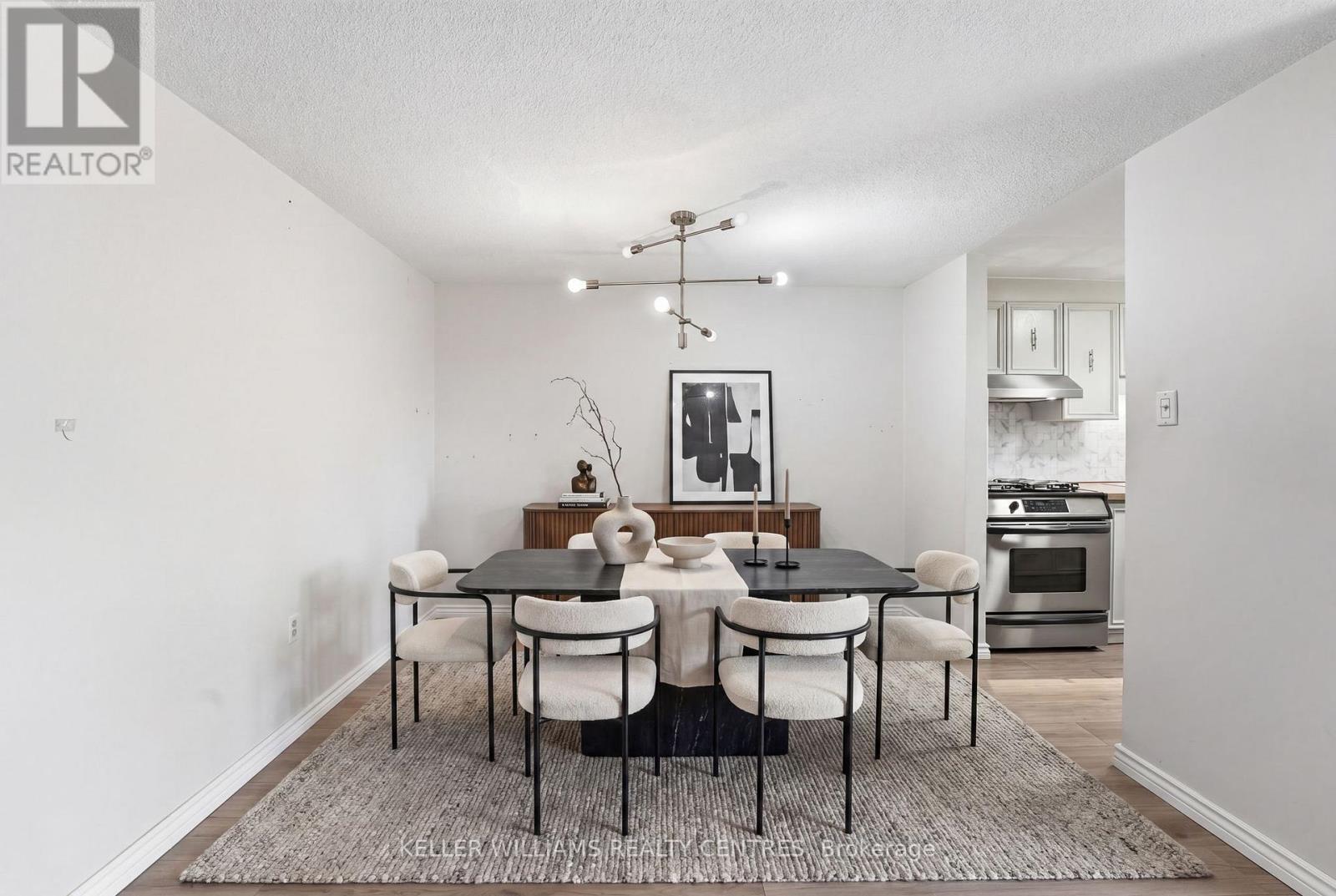 3 Evergreen Court, Barrie, Ontario  L4N 6W7 - Photo 5 - S13183698