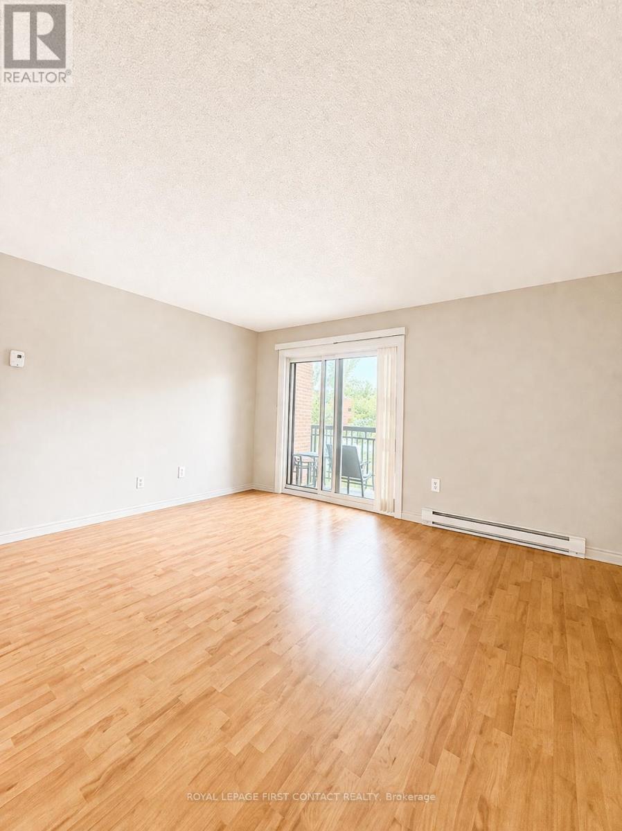 B7 - 179 Edgehill Drive, Barrie, Ontario  L4N 1L9 - Photo 3 - S13183862