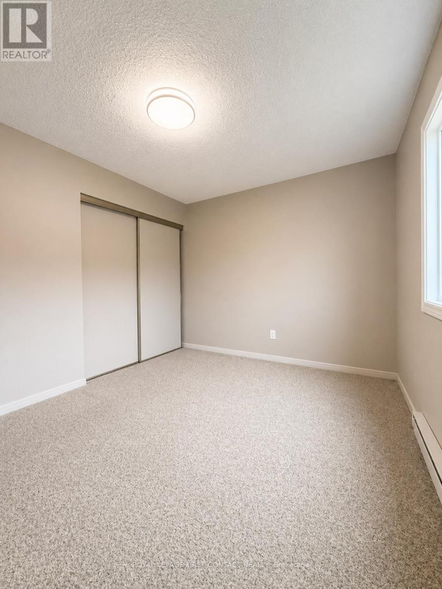 B7 - 179 Edgehill Drive, Barrie, Ontario  L4N 1L9 - Photo 8 - S13183862