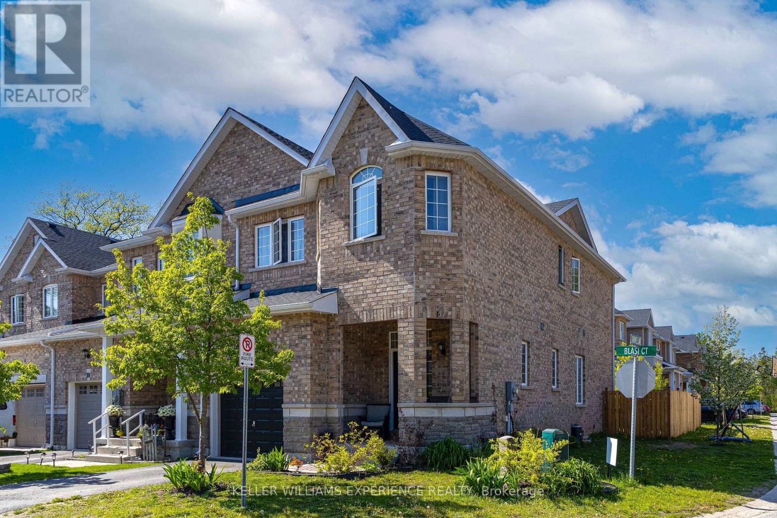 12 Blasi Court, Wasaga Beach, Ontario  L9Z 0H3 - Photo 2 - S13183900