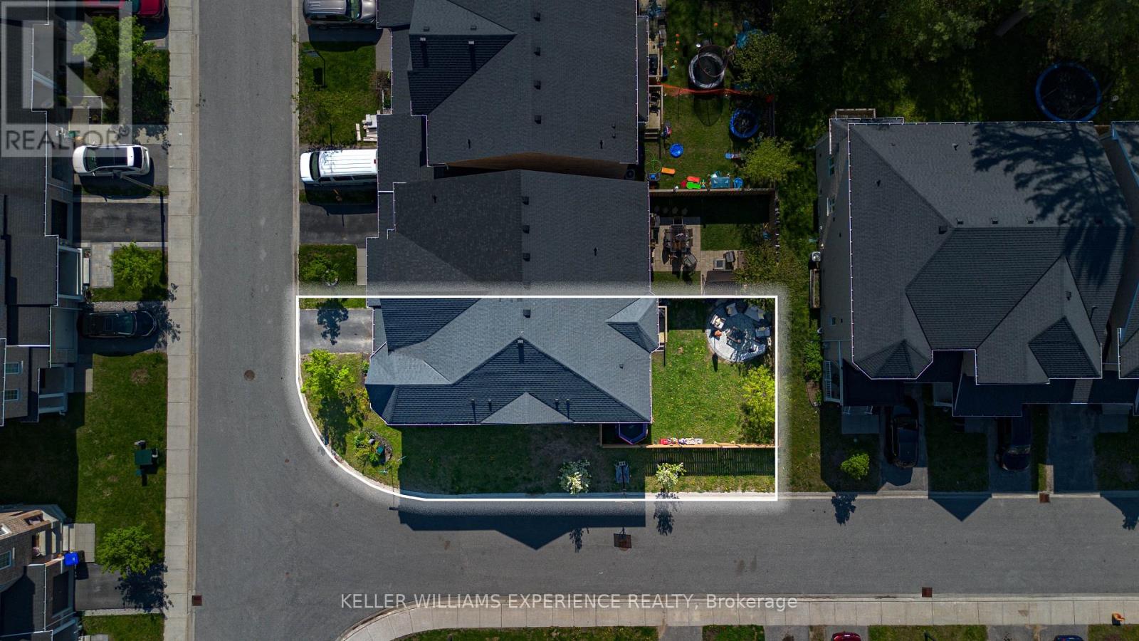 12 Blasi Court, Wasaga Beach, Ontario  L9Z 0H3 - Photo 34 - S13183900