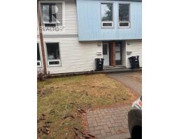205 Varsity PL, Thunder Bay, Ontario