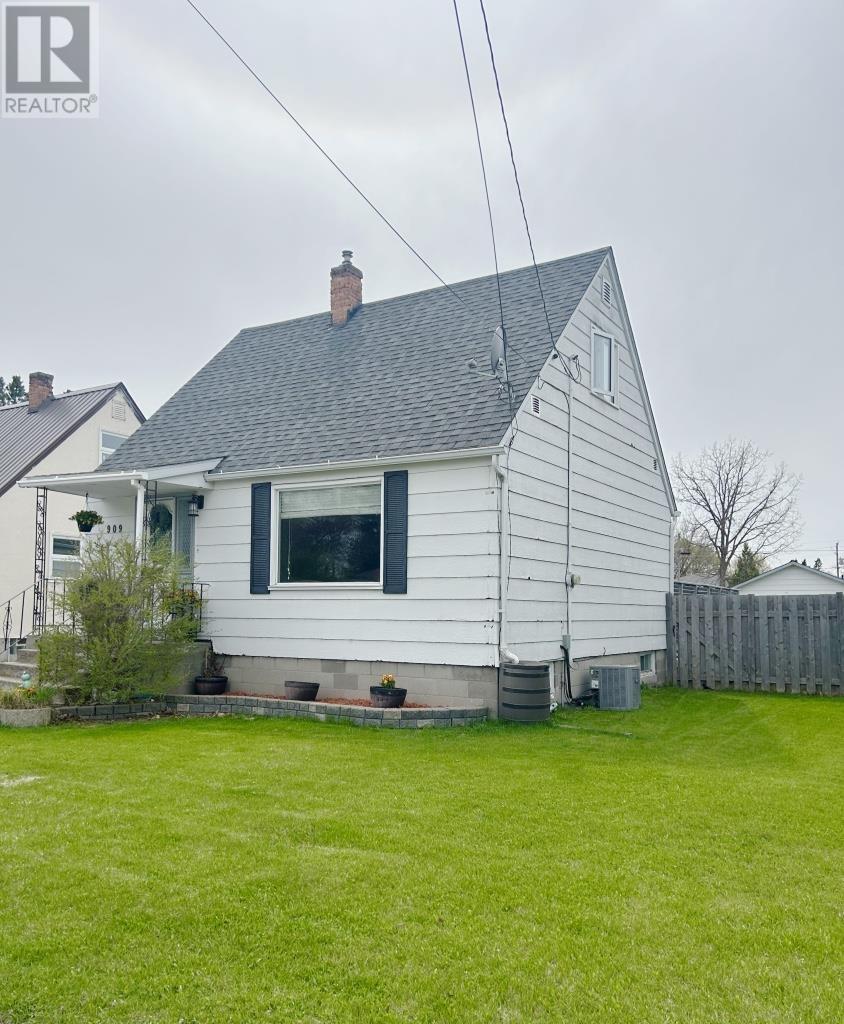 909 Phair Avenue, Fort Frances, Ontario  P9A 2M6 - Photo 26 - TB2601193