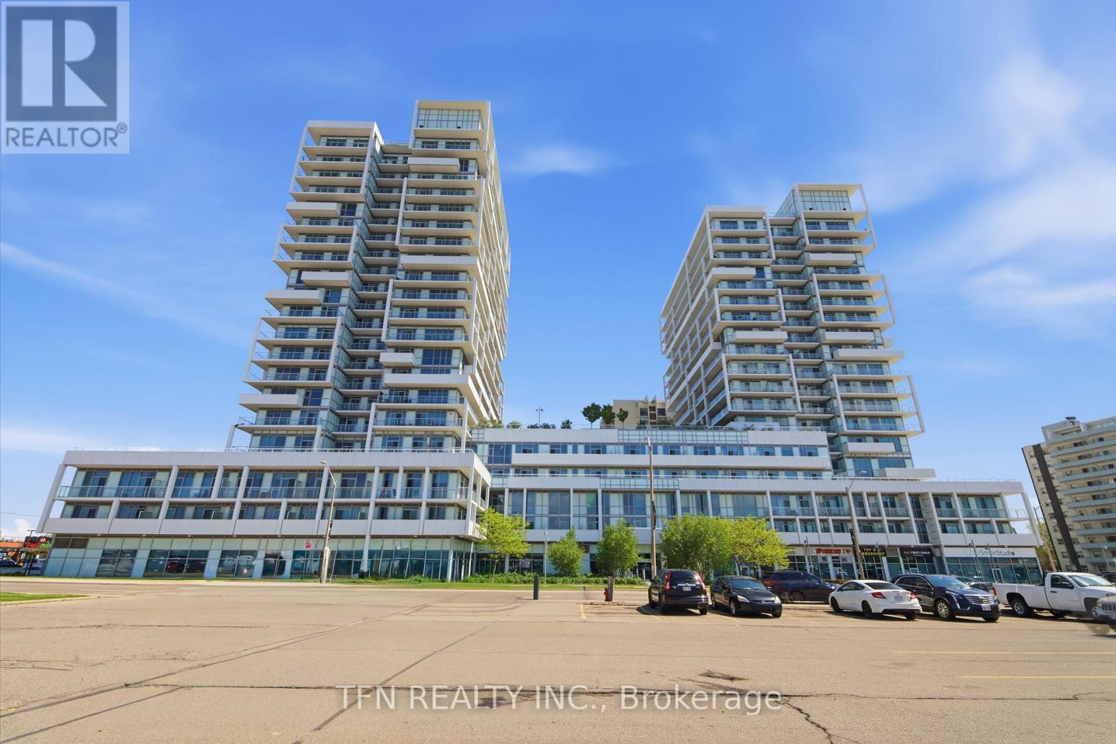 1501 - 65 SPEERS ROAD, Oakville, Ontario