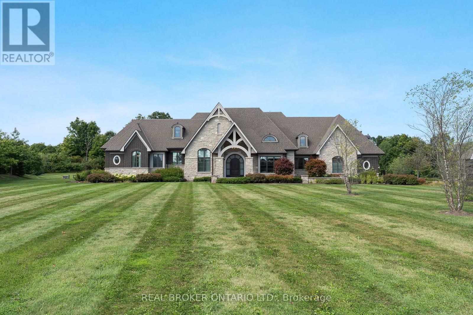 26 Autumn Circle, Halton Hills, Ontario  L0P 1H0 - Photo 5 - W13183624