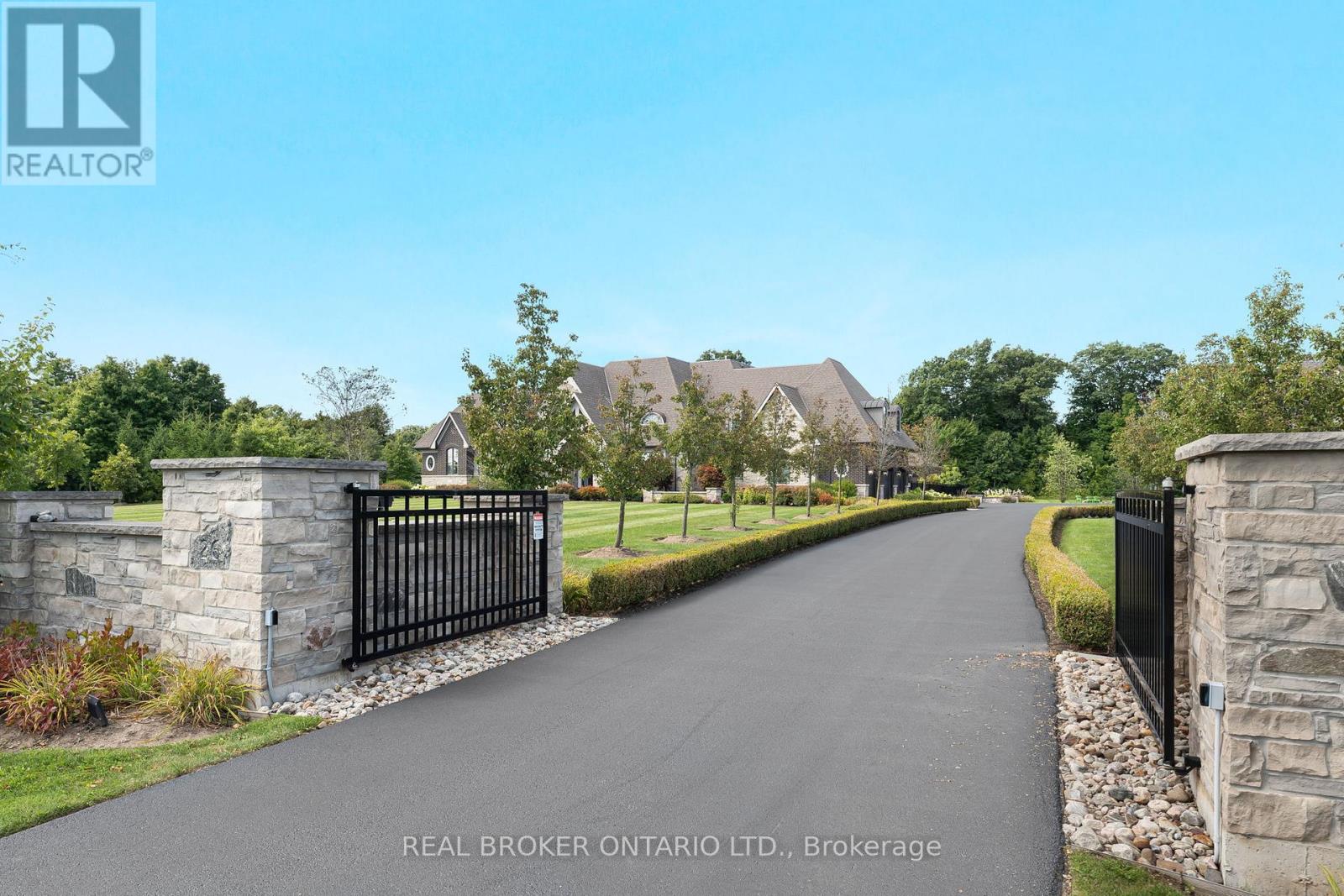 26 Autumn Circle, Halton Hills, Ontario  L0P 1H0 - Photo 6 - W13183624
