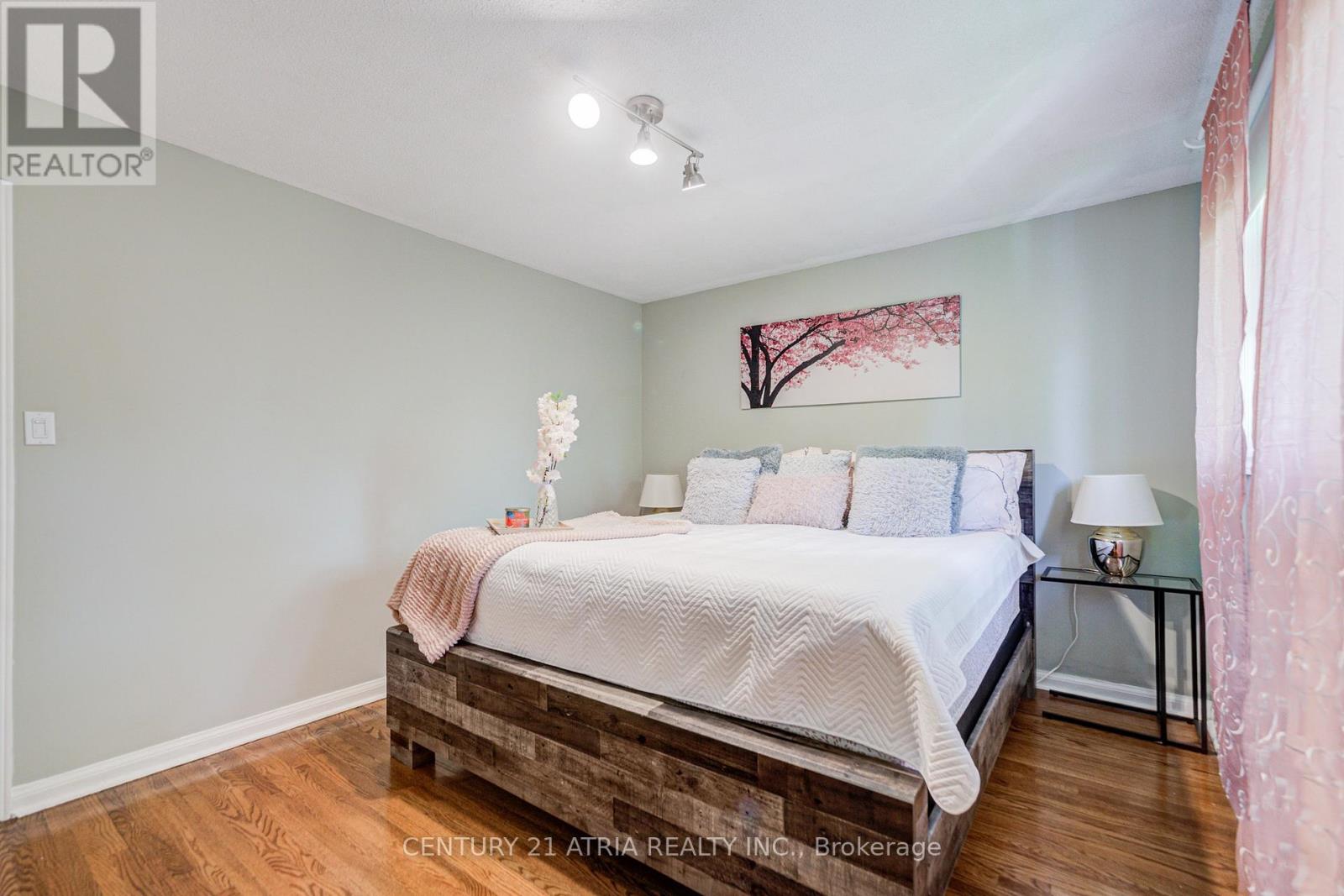 189 Louis Drive, Mississauga, Ontario  L5B 2V5 - Photo 33 - W13183642