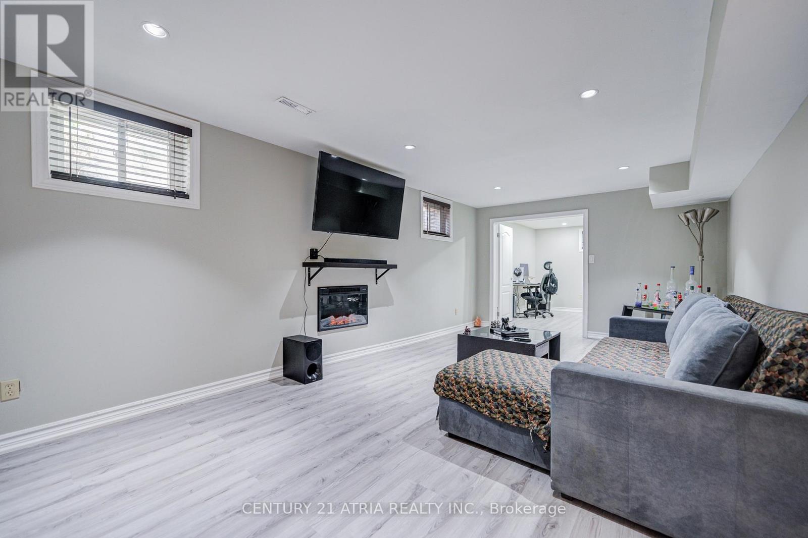 189 Louis Drive, Mississauga, Ontario  L5B 2V5 - Photo 35 - W13183642