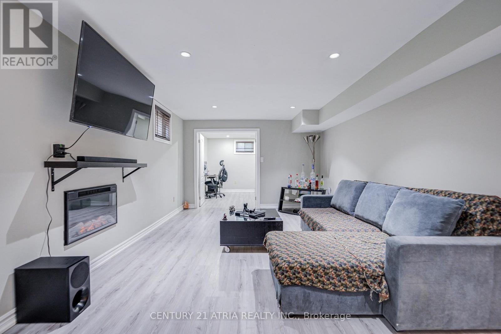 189 Louis Drive, Mississauga, Ontario  L5B 2V5 - Photo 36 - W13183642