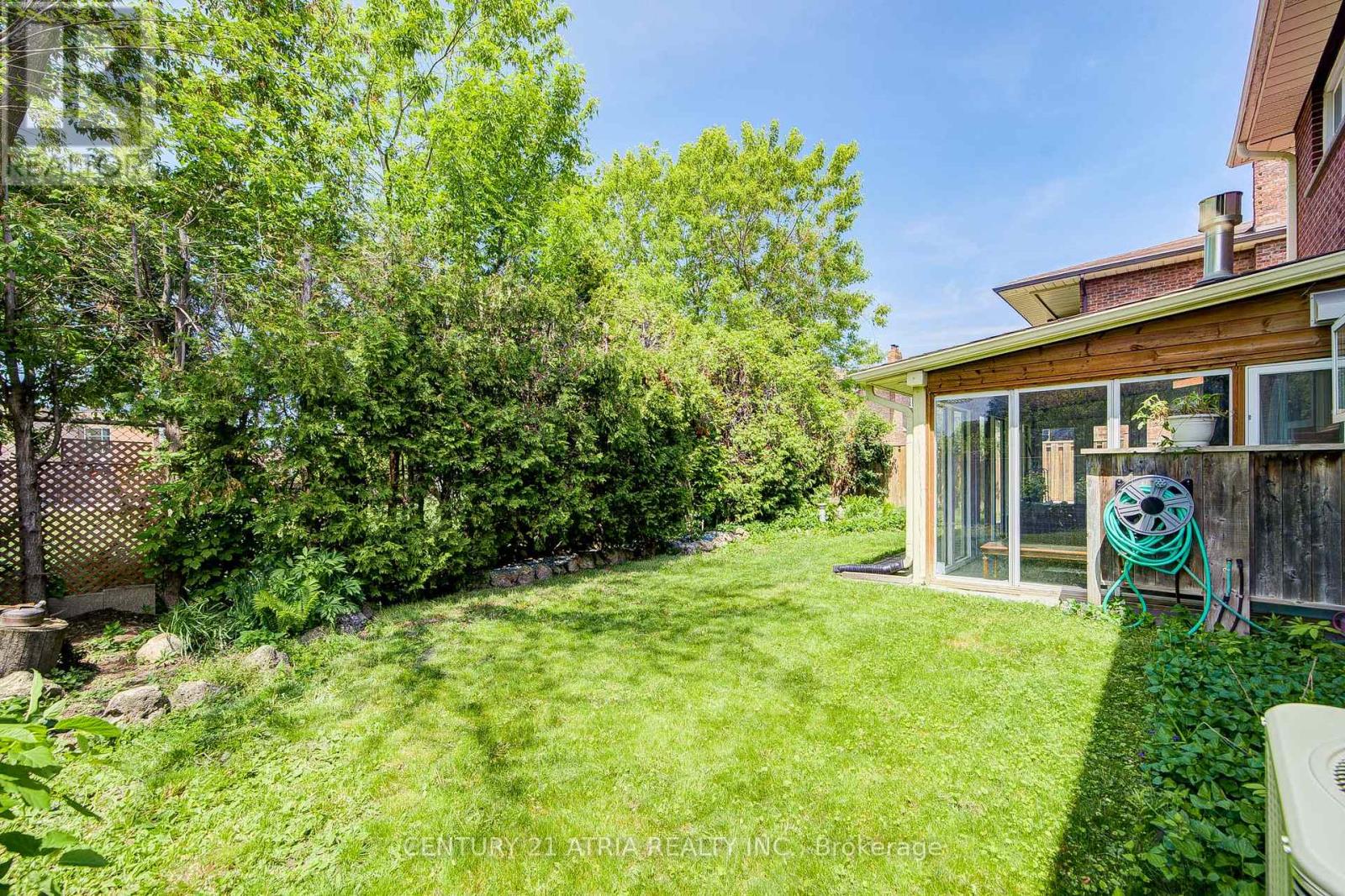 189 Louis Drive, Mississauga, Ontario  L5B 2V5 - Photo 42 - W13183642