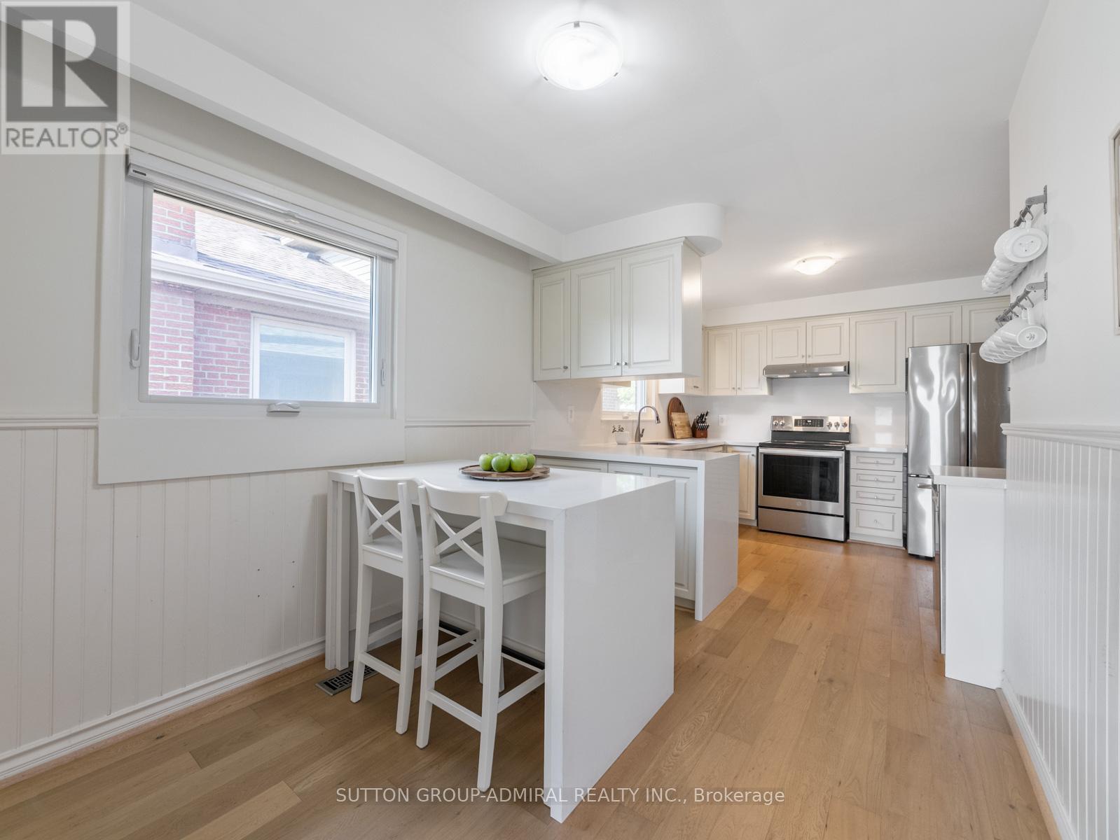 23 Groverdale Road, Toronto, Ontario  M9C 3M7 - Photo 11 - W13183714