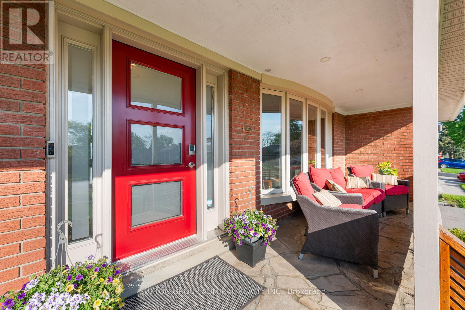 23 Groverdale Road, Toronto, Ontario  M9C 3M7 - Photo 3 - W13183714