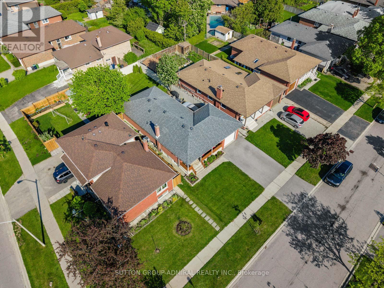 23 Groverdale Road, Toronto, Ontario  M9C 3M7 - Photo 47 - W13183714