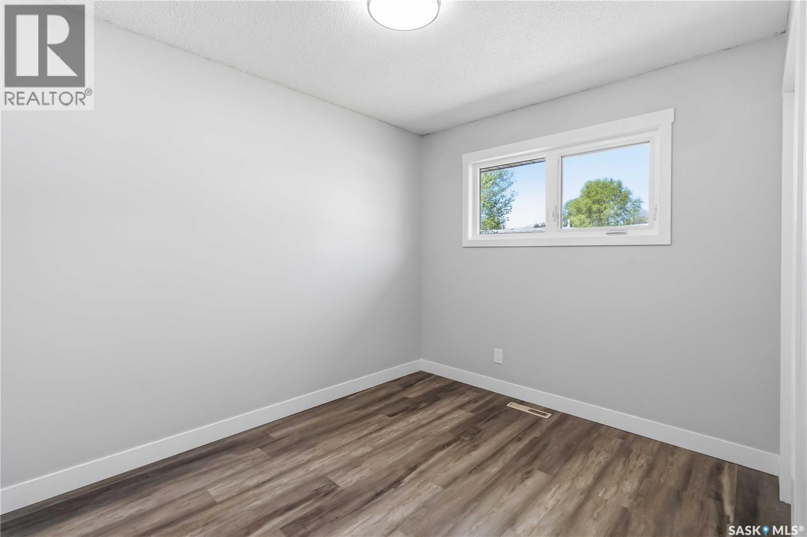 2809 Eastview, Saskatoon, Saskatchewan  S7J 3H7 - Photo 24 - SK037206